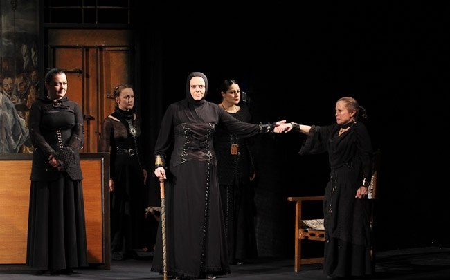 «Дом Бернарды Альбы» (Вологда, 2004) «Дом Бернарды Альбы» (Вологда, 2004)