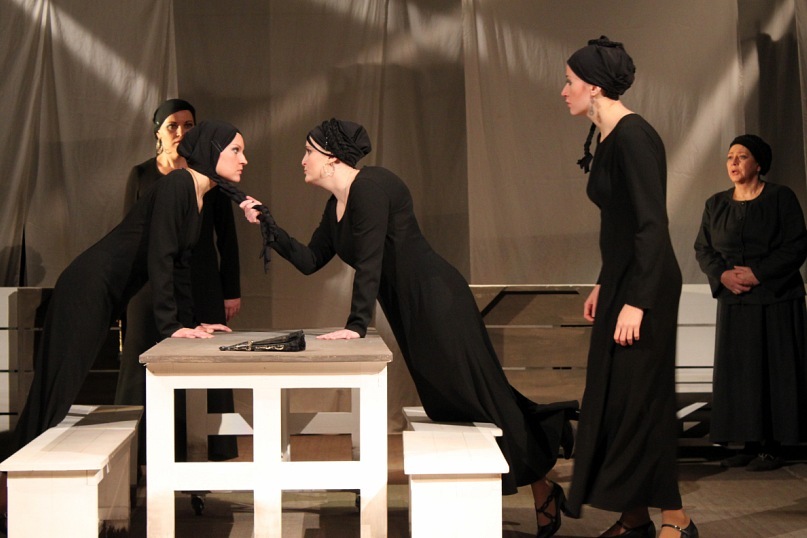 «Дом Бернарды Альбы» (Озерск, 2011) «Дом Бернарды Альбы» (Озерск, 2011)