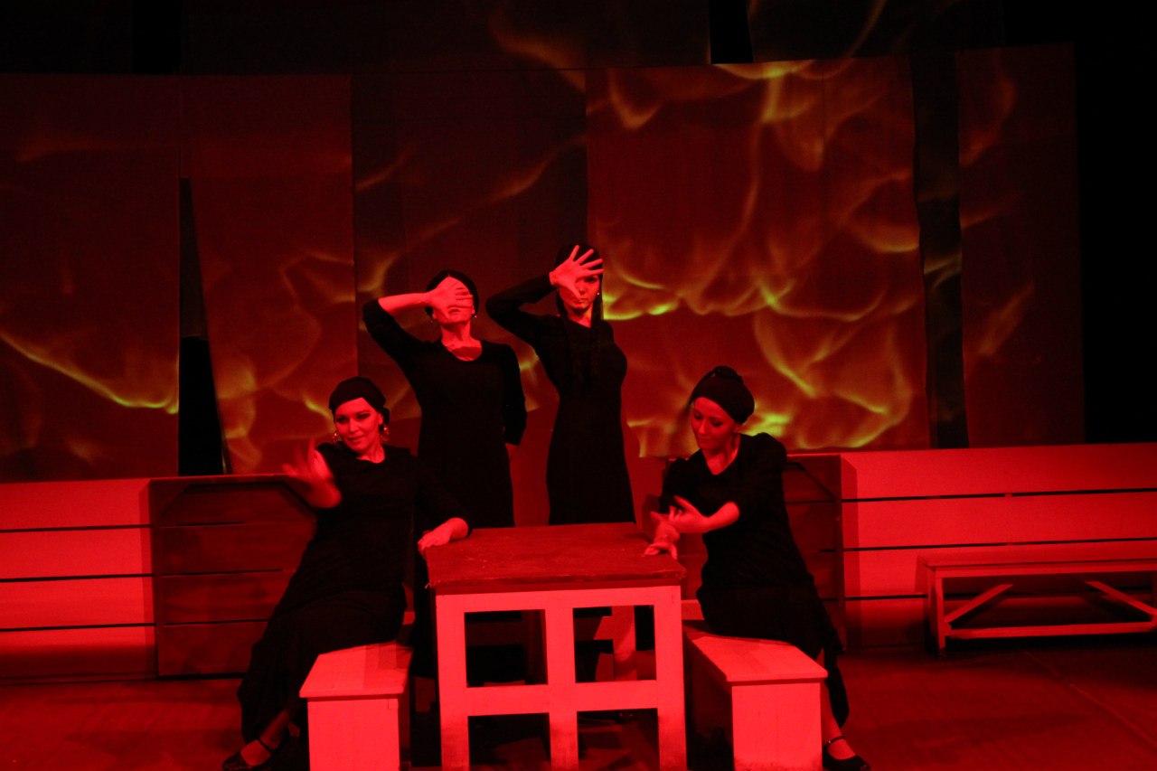 «Дом Бернарды Альбы» (Озерск, 2011) «Дом Бернарды Альбы» (Озерск, 2011)