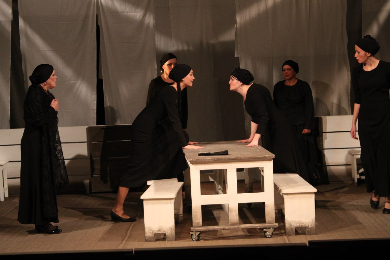 «Дом Бернарды Альбы» (Озерск, 2011) «Дом Бернарды Альбы» (Озерск, 2011)