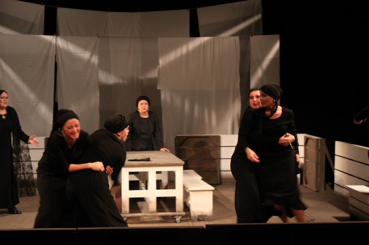 «Дом Бернарды Альбы» (Озерск, 2011) «Дом Бернарды Альбы» (Озерск, 2011)