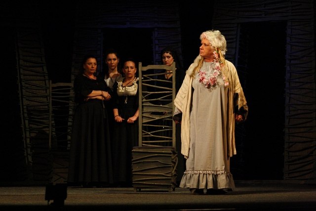 «Дом Бернарды Альбы» (Котлас, 2013) «Дом Бернарды Альбы» (Котлас, 2013)