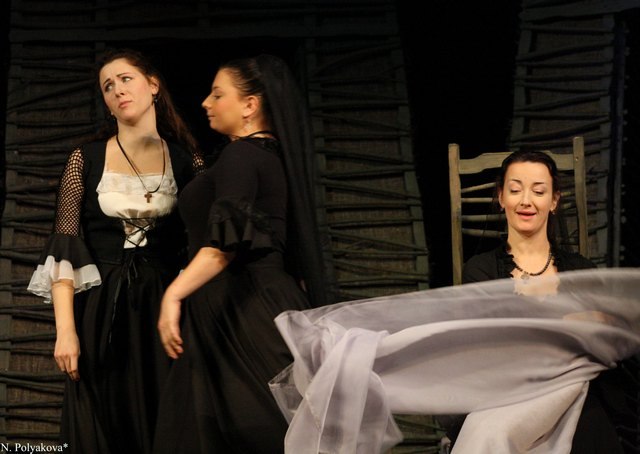 «Дом Бернарды Альбы» (Котлас, 2013) «Дом Бернарды Альбы» (Котлас, 2013)