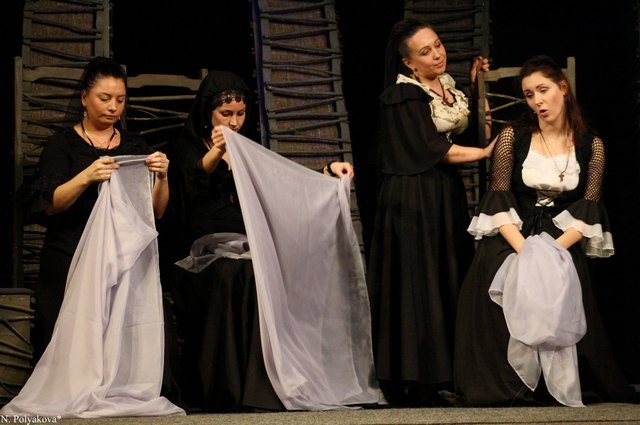 «Дом Бернарды Альбы» (Котлас, 2013) «Дом Бернарды Альбы» (Котлас, 2013)