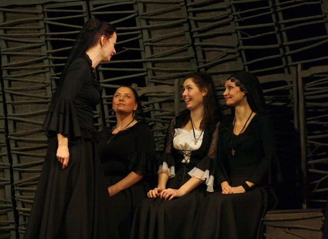 «Дом Бернарды Альбы» (Котлас, 2013) «Дом Бернарды Альбы» (Котлас, 2013)