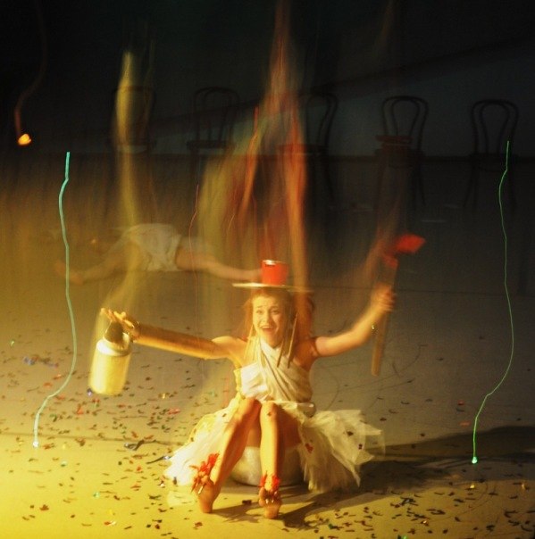 «Гибралтар, где я была девушкой и горным цветком...» (Москва, 2009) «Гибралтар, где я была девушкой и горным цветком...» (Москва, 2009)