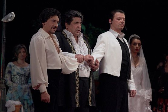 «Колдовская любовь» (Москва, 2003) «Колдовская любовь» (Москва, 2003)