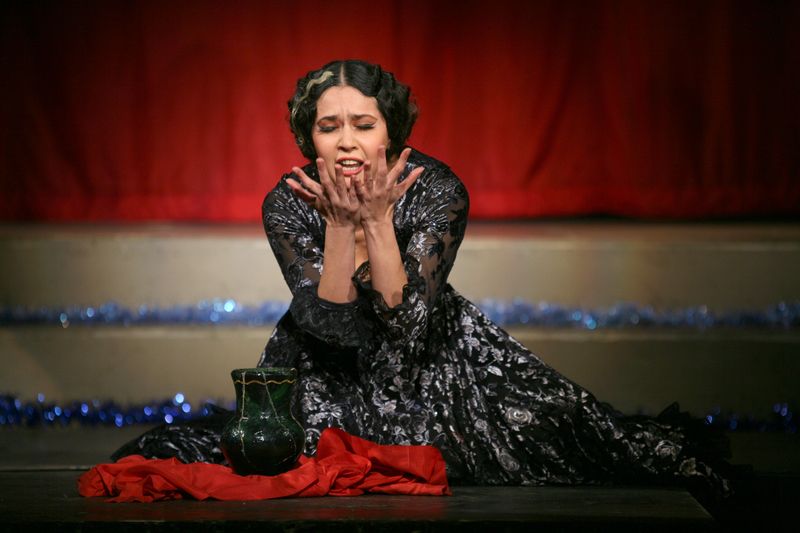 «Колдовская любовь» (Москва, 2003) «Колдовская любовь» (Москва, 2003)