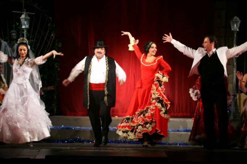 «Колдовская любовь» (Москва, 2003) «Колдовская любовь» (Москва, 2003)