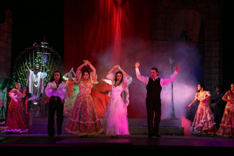 «Колдовская любовь» (Москва, 2003) «Колдовская любовь» (Москва, 2003)