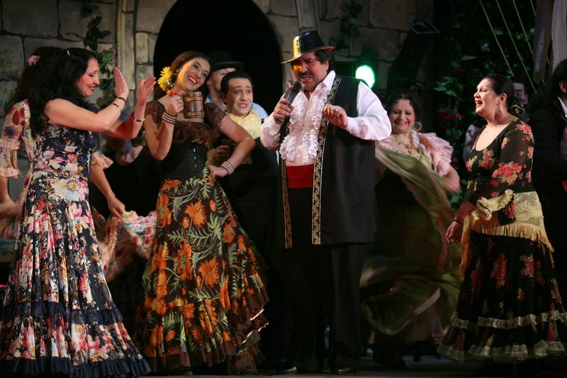 «Колдовская любовь» (Москва, 2003) «Колдовская любовь» (Москва, 2003)